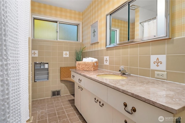 10704 Country Club Ln S, Burien, WA 98168 - photo 25