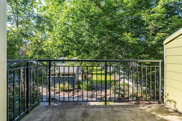 12607 SE 41st Pl Unit H206, Bellevue, WA 98006 - photo 9