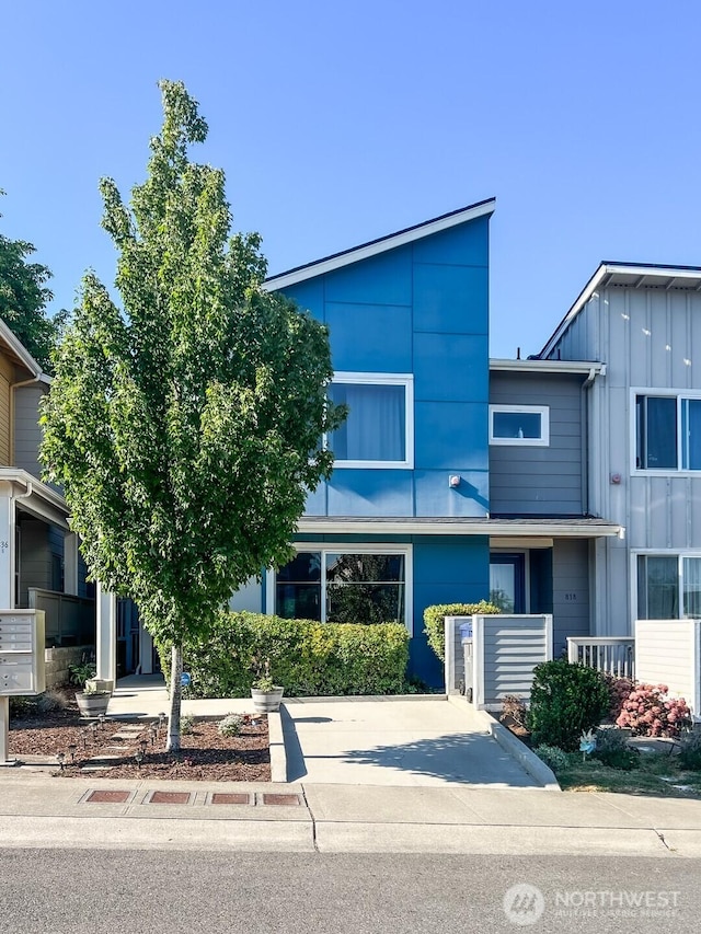 826 SW 96th Pl, Seattle, WA 98106 - photo 1