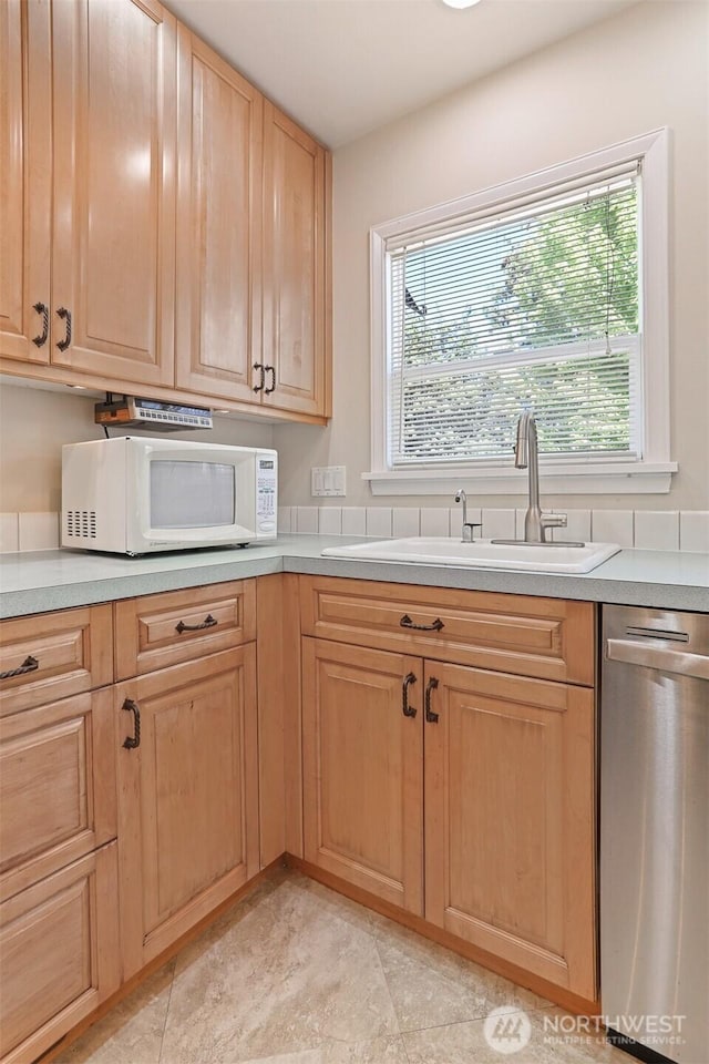 824 NW 56th St, Seattle, WA 98107 - photo 14
