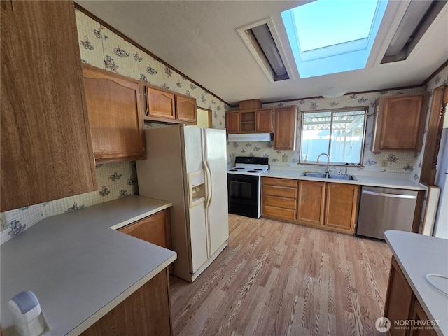 836 Harman Way S Unit 33, Orting, WA 98360 - photo 3