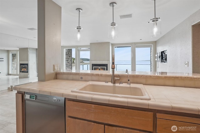 3717 Beach Dr SW Unit 214, Seattle, WA 98116 - photo 8