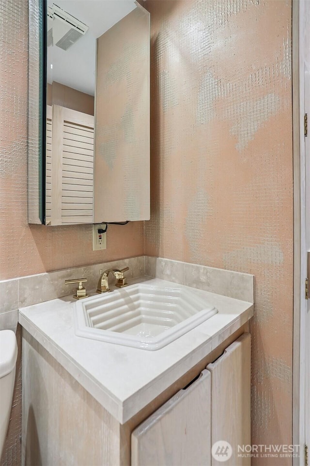 3717 Beach Dr SW Unit 214, Seattle, WA 98116 - photo 28