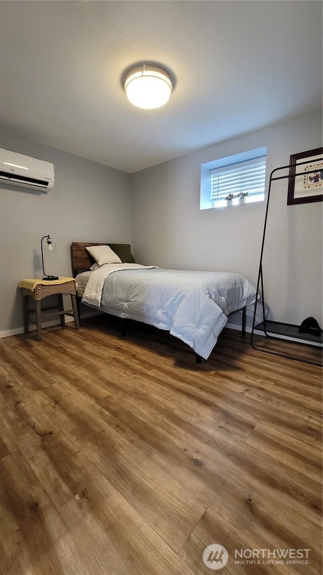 10532 Fremont Ave N, Seattle, WA 98133 - photo 9