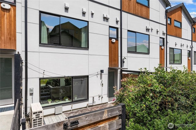 3901 S Cloverdale St # E, Seattle, WA 98118 - photo 24