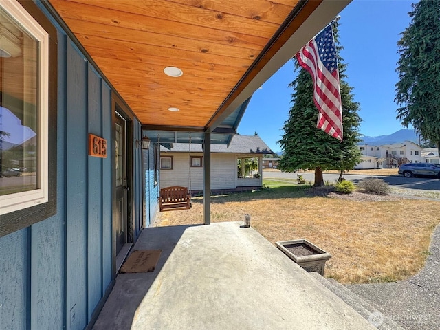 615 W 12th St, Port Angeles, WA 98362 - photo 2