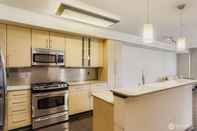 413 NE 70th St Unit 207, Seattle, WA 98115 - photo 6