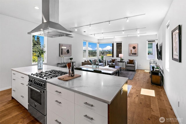 3004 5th Ave W, Seattle, WA 98119 - photo 8