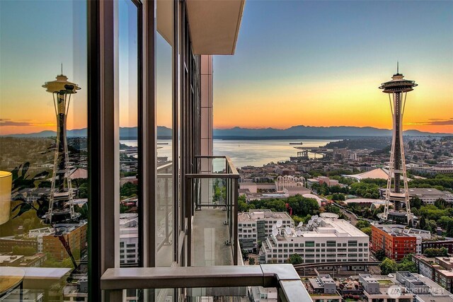 2510 6th Ave Unit 3507, Seattle, WA 98121 - photo 5