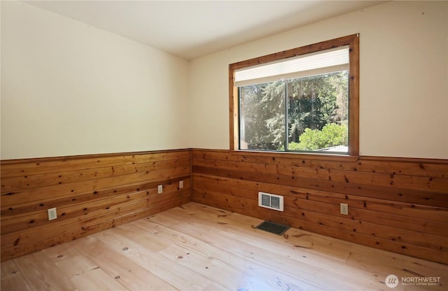 7874 Blakely Ave, Clinton, WA 98236 - photo 22