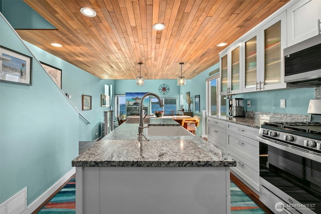 2301 Skyline Way Unit 1, Anacortes, WA 98221 - photo 12