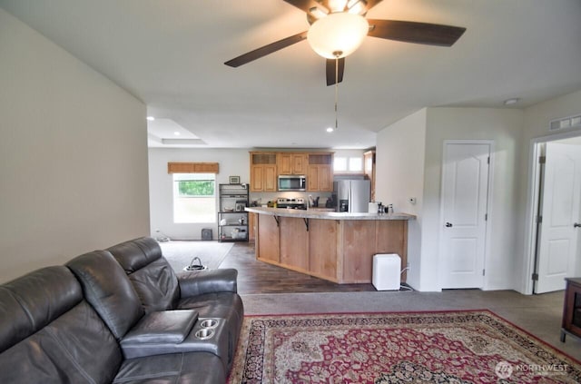 273 Jorgensen Rd, Onalaska, WA 98570 - photo 2