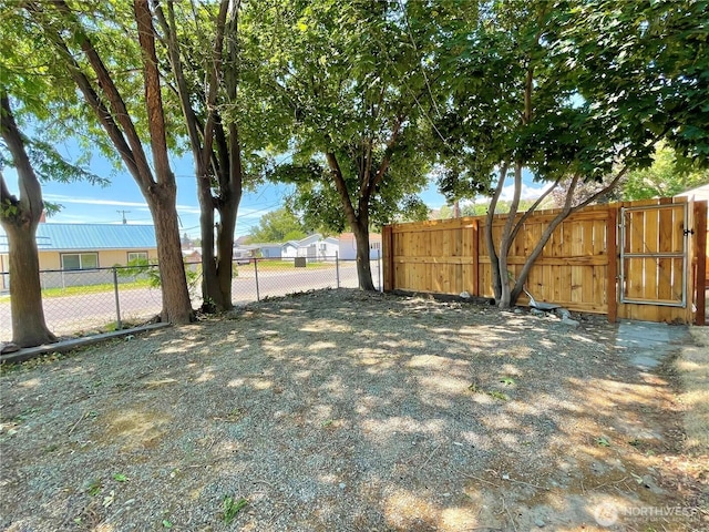 304 Apple Ave W, Omak, WA 98841 - photo 5