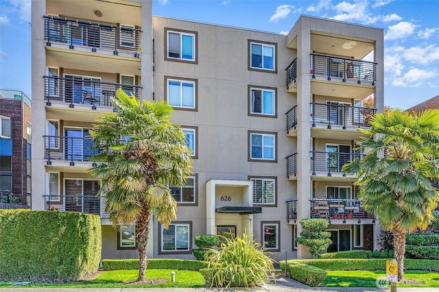 626 4th Ave W Unit 403, Seattle, WA 98119 - photo 2