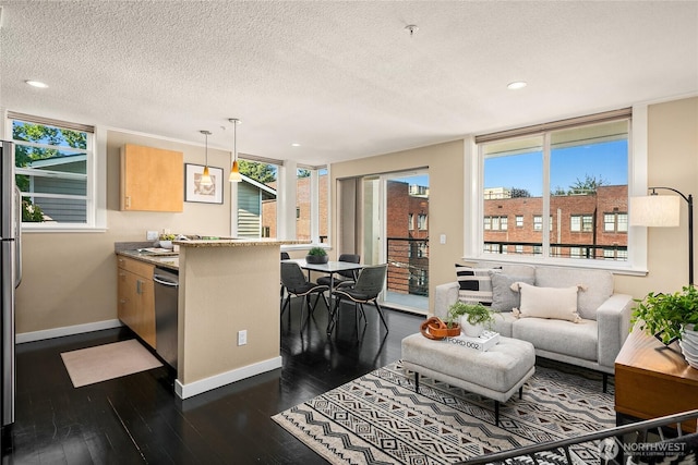 626 4th Ave W Unit 403, Seattle, WA 98119 - photo 3