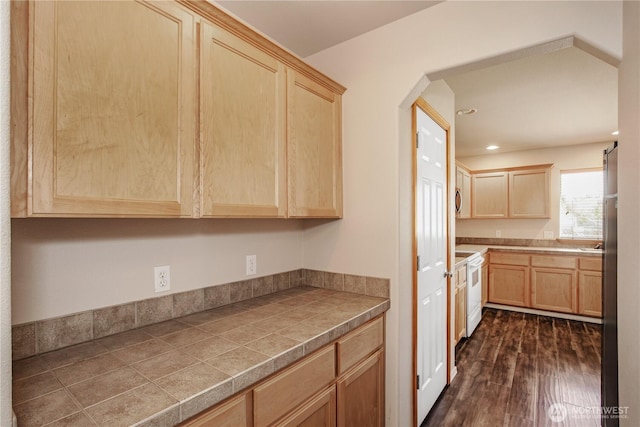 6908 Stone St SE, Lacey, WA 98513 - photo 10