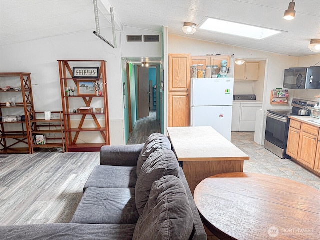 9021 NE State Highway 104, Kingston, WA 98346 - photo 15