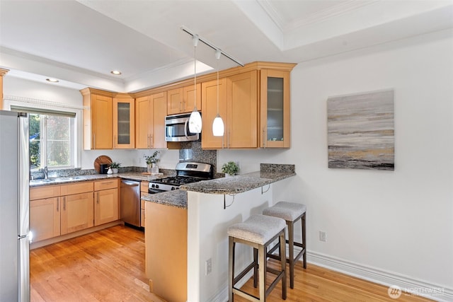 2301 W Crockett St, Seattle, WA 98199 - photo 9