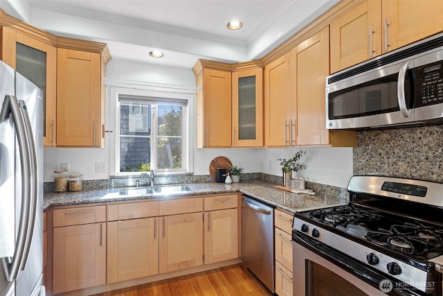 2301 W Crockett St, Seattle, WA 98199 - photo 10