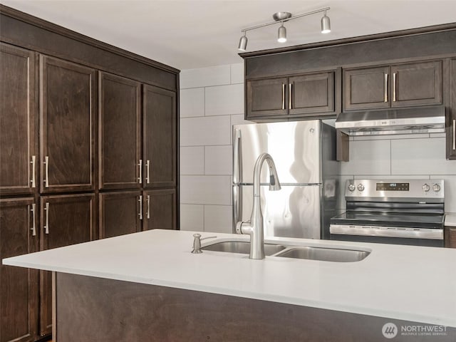 152 SW 200th St Unit 152, Normandy Park, WA 98166 - photo 4