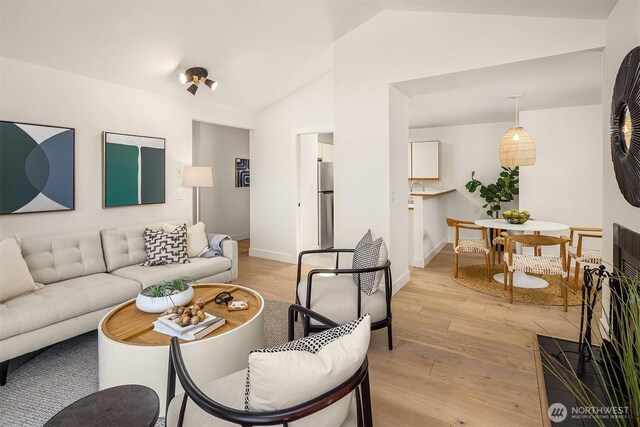 235 13th Ave E Unit 402, Seattle, WA 98102 - photo 4
