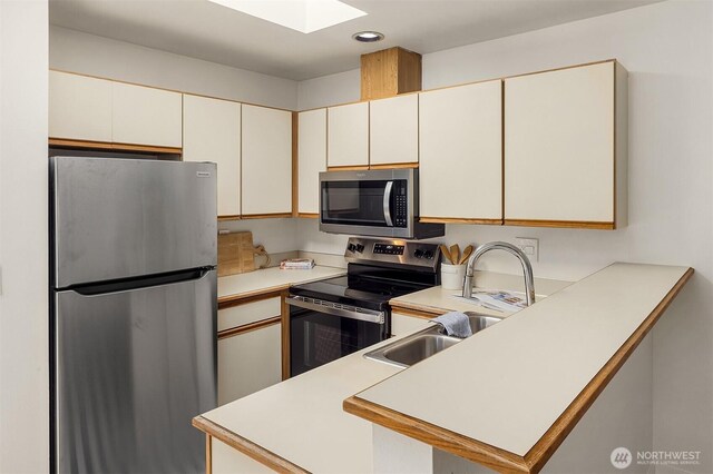 235 13th Ave E Unit 402, Seattle, WA 98102 - photo 16