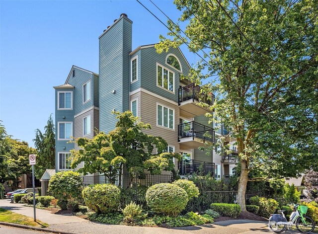 235 13th Ave E Unit 402, Seattle, WA 98102 - photo 26