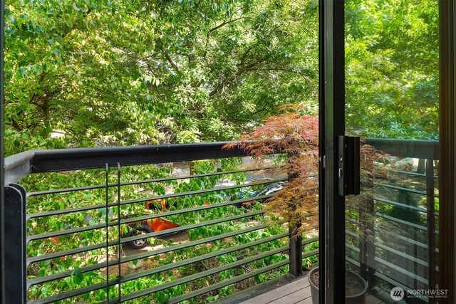 1605 E Pike St Unit 201, Seattle, WA 98122 - photo 11