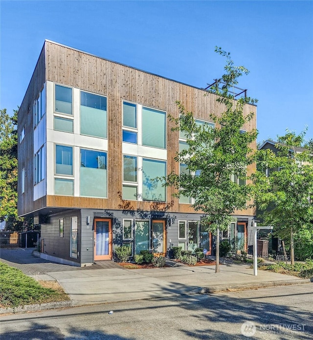 9710A Ashworth Ave N, Seattle, WA 98103 - photo 1