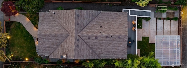 7546 Roosevelt Way NE, Seattle, WA 98115 - photo 24