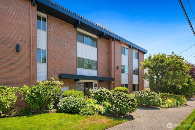 1964 26th Ave W Unit 101, Seattle, WA 98199 - photo 1