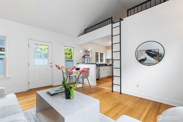 421 10th Ave E Unit F, Seattle, WA 98102 - photo 6