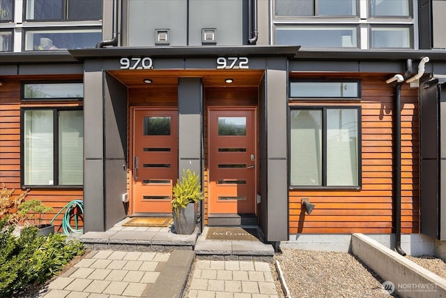 972 N Allen Pl, Seattle, WA 98103 - photo 2
