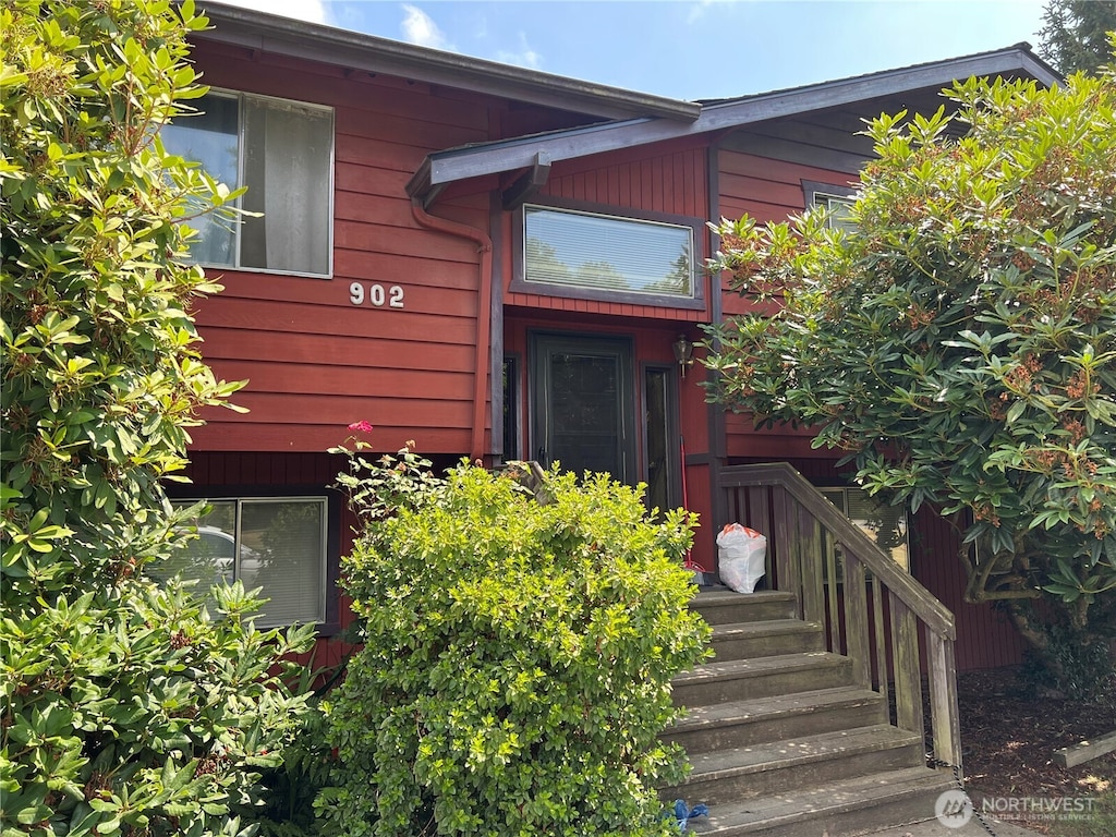 902 S Anacortes St, Burlington, WA 98233 - photo 1