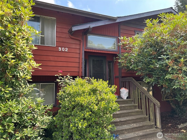902 S Anacortes St, Burlington, WA 98233 - photo 1