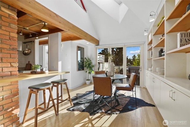 1811 4th Ave W, Seattle, WA 98119 - photo 1