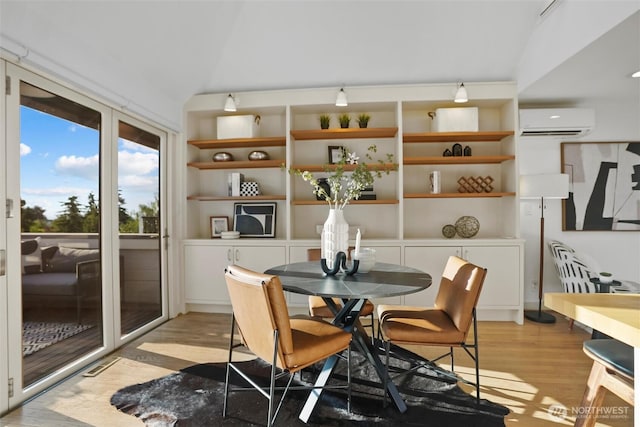 1811 4th Ave W, Seattle, WA 98119 - photo 15