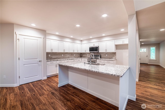 6981 Lakewood Park Ln, Anacortes, WA 98221 - photo 3