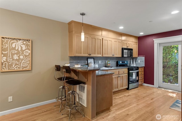 63 Etruria St Unit B, Seattle, WA 98109 - photo 7