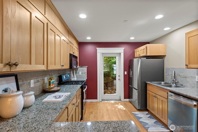 63 Etruria St Unit B, Seattle, WA 98109 - photo 8