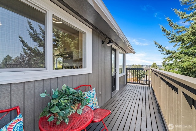 2800 W Elmore Pl, Seattle, WA 98199 - photo 10