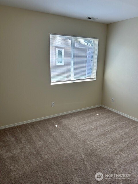 2055 Garry Oaks Ave Unit B, Dupont, WA 98327 - photo 16