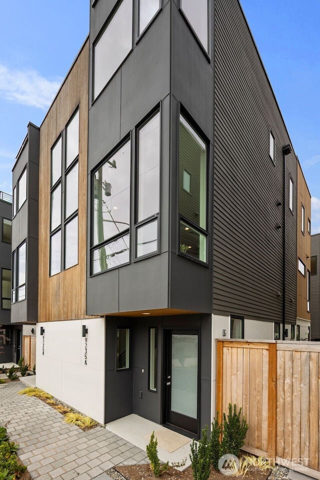9235B 16th Ave SW, Seattle, WA 98106 - photo 21