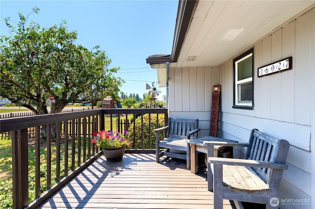 16027 W Division St, Mount Vernon, WA 98273 - photo 2