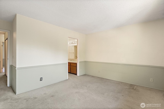 9922 NE 144th Ln Unit 502, Kirkland, WA 98034 - photo 21