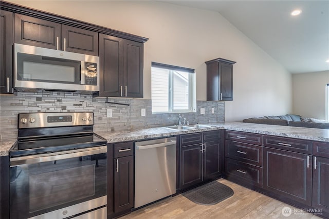 322 W 6th St, Warden, WA 98857 - photo 11