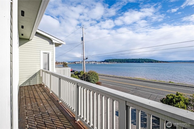 1325 SE 10th Ct Unit 2, Oak Harbor, WA 98277 - photo 3