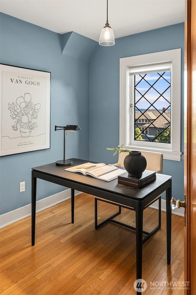 324 W Kinnear Pl, Seattle, WA 98119 - photo 25