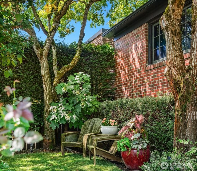 324 W Kinnear Pl, Seattle, WA 98119 - photo 37
