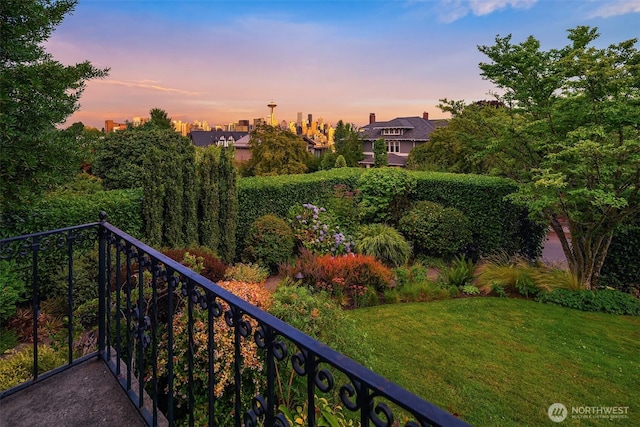 324 W Kinnear Pl, Seattle, WA 98119 - photo 40